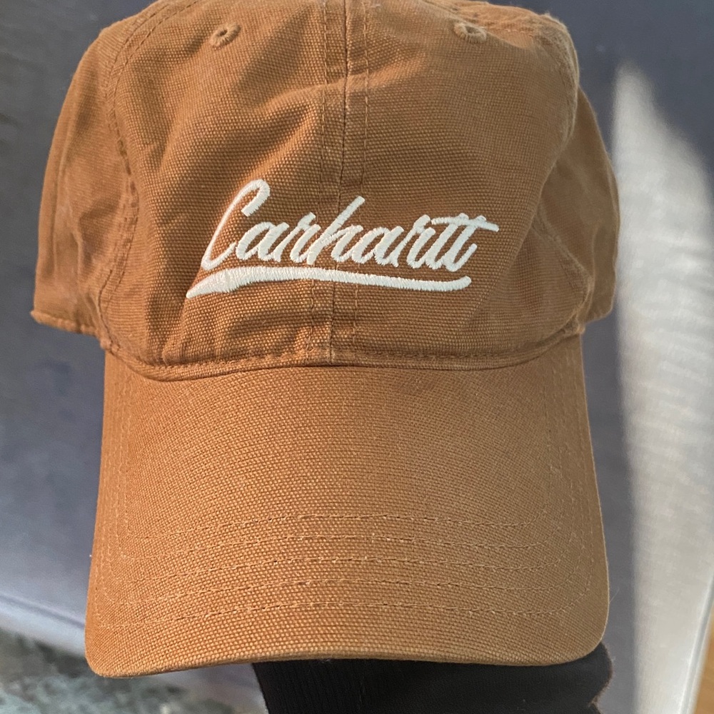 Worn once women’s carhartt baseball cap